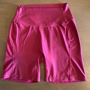 Katy Hearn Stori Opposition Fitted 6 inch Short in Sangria